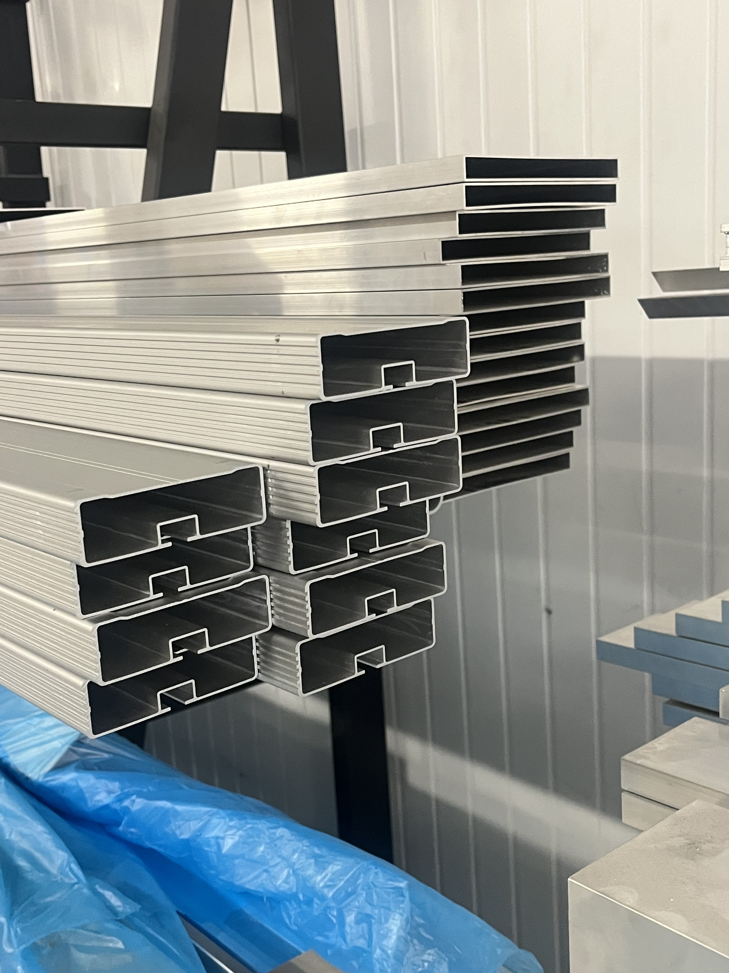 Nowoczesne ogrodzenie aluminiowe